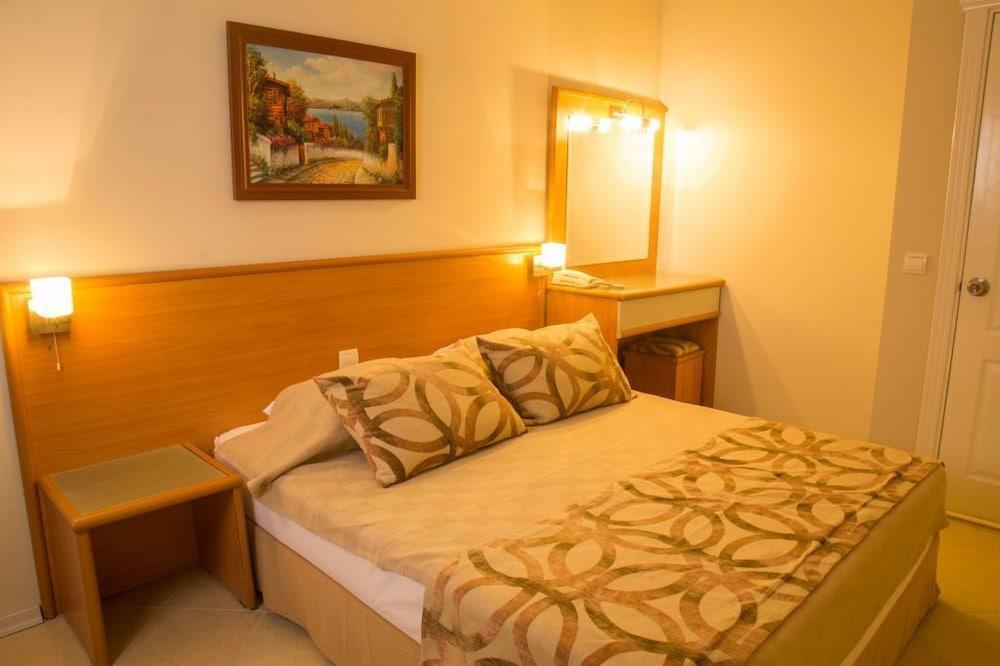 Royal Palm Beach Hotel Gümbet Eksteriør billede